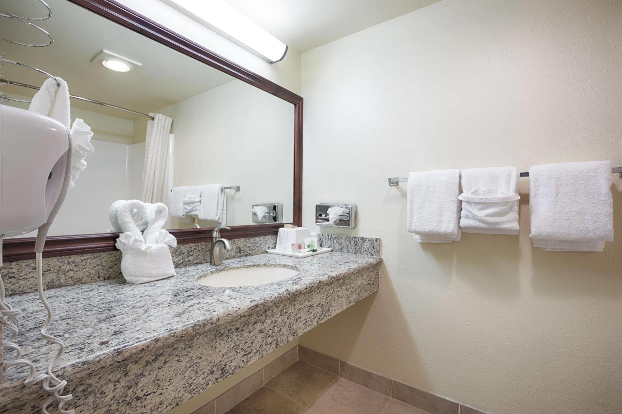 Clarion Pointe El Cajon San Diego East Exterior photo